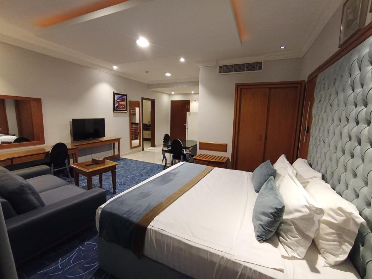 Al Masem Serviced Apartments - Exit 9 Ер-Ріяд Номер фото